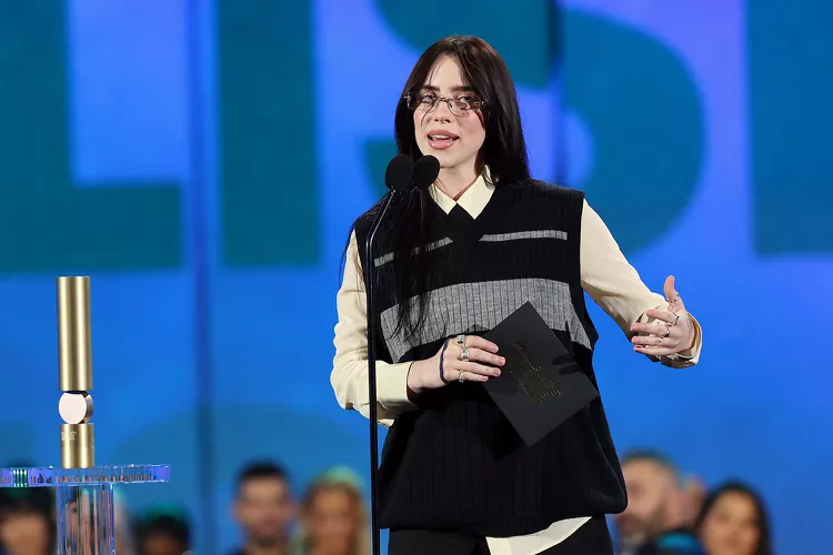 Billie Eilish accepts the TV Performance of the Year award for "Swarm" at the 2024 People's Choice Awards. PHOTO: RICH POLK/NBC