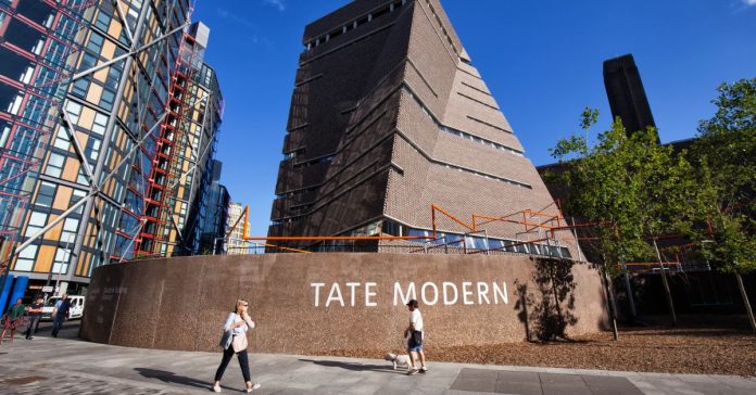 Hollywood News, Tate Modern