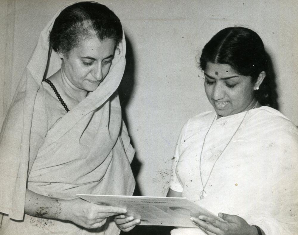  Lata Mangeshkar with former Prime Ministers Indira Gandhi