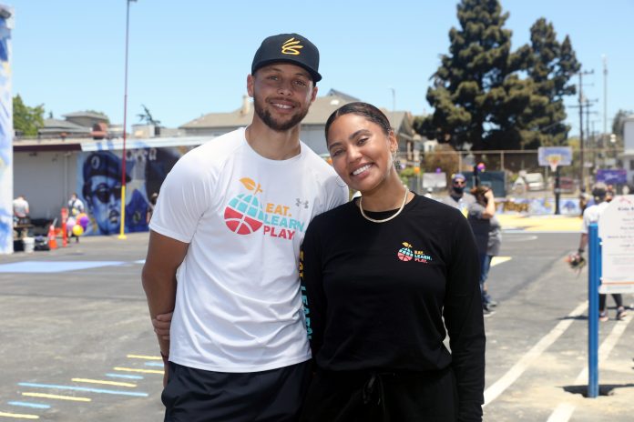 Check out | Ayesha Curry Announces Fourth Pregnancy with Husband Steph Curry: "Our Team Is Growing"