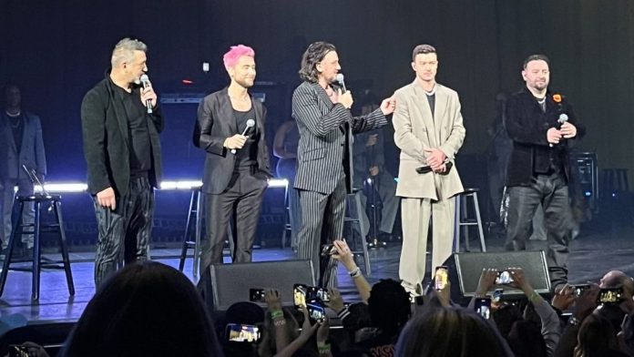 Justin Timberlake's Latest Show In Los Angeles Surprises Fans With NSYNC Reunion