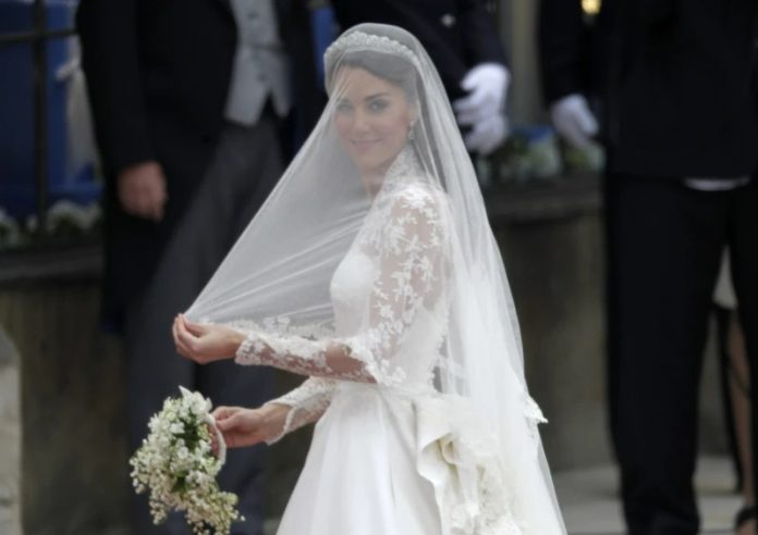 The Controversy Surrounding Kate Middleton's Edited Photo: A Closer Look
